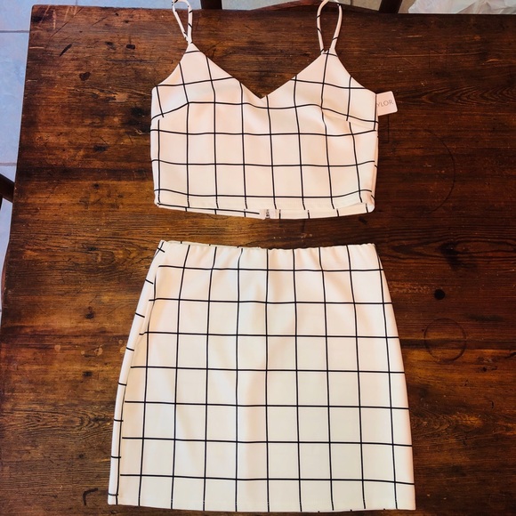Blue Blush Tops - Blue Blush Los Angeles two piece skirt set Blue Blush Tops - Blue Blush Los Angeles two piece skirt set